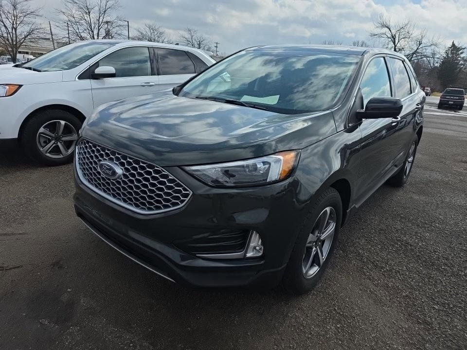 Certified 2024 Ford Edge SEL w/ Convenience Package