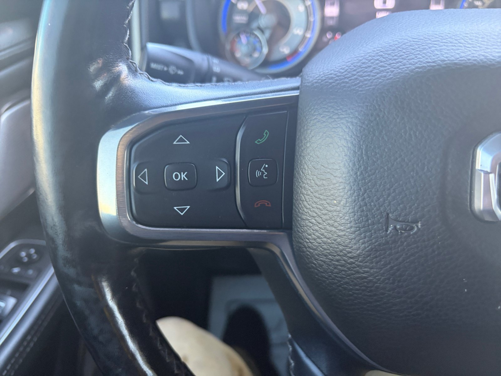 Used 2020 RAM 1500 Limited AWD/4WD image 16