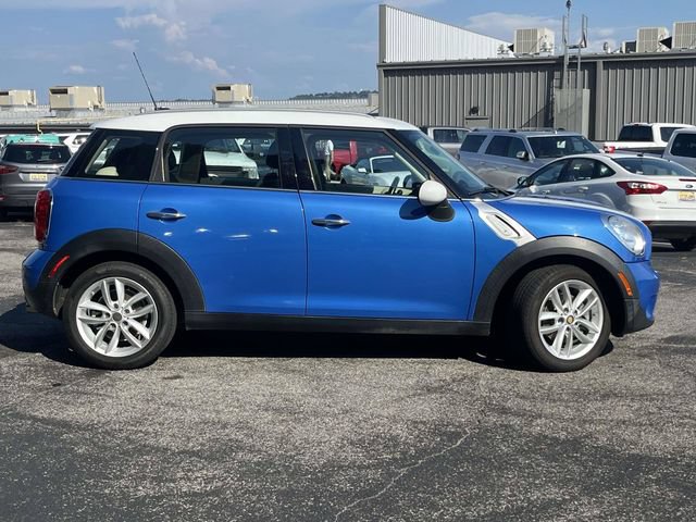 Used 2013 MINI Cooper Countryman FWD image 2
