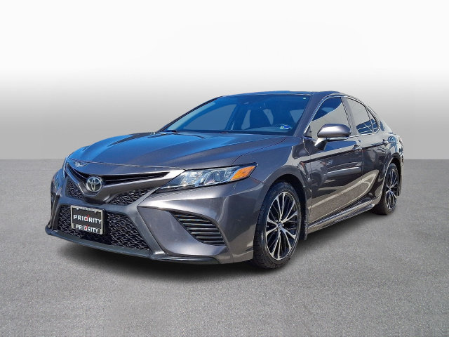 Used 2019 Toyota Camry SE w/ Convenience Package FWD image 1