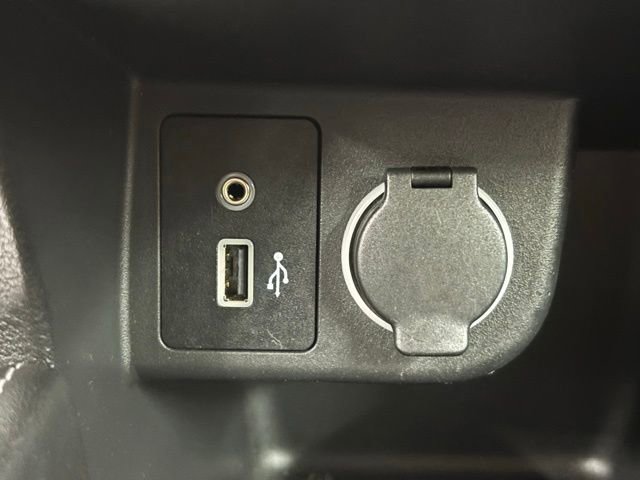 Used 2019 Nissan Kicks SV image 26