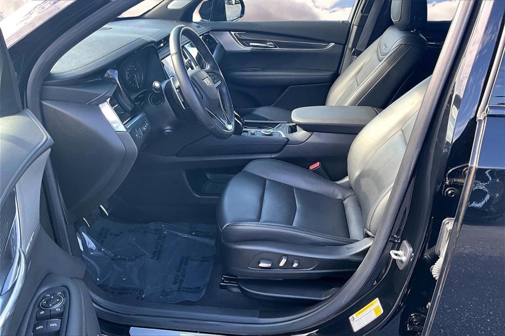 Certified 2022 Cadillac XT6 Sport w/ Technology Package image 20