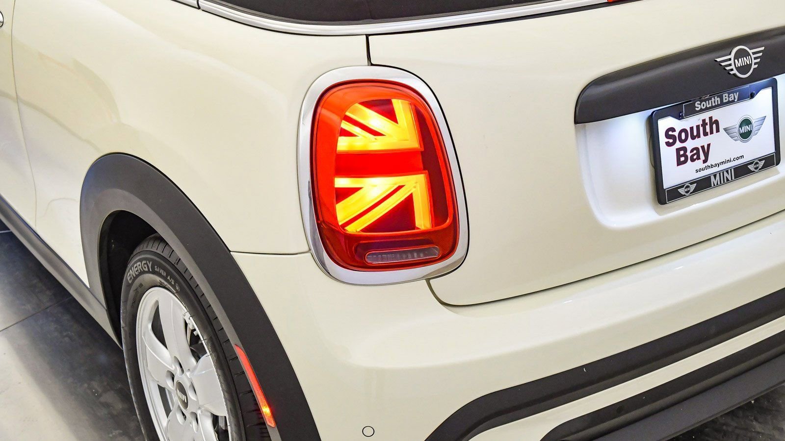 Used 2022 MINI Cooper Convertible image 12