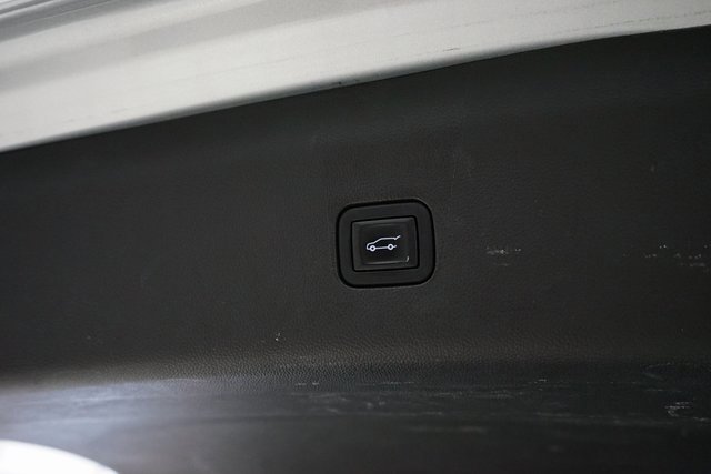 Used 2020 Buick Enclave Essence image 52