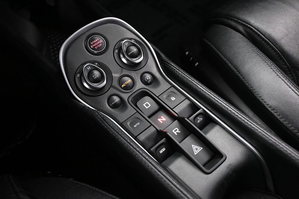 Used 2019 McLaren 570S Spider RWD image 28