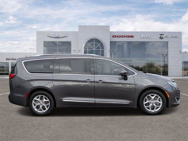 Certified 2020 Chrysler Pacifica Touring-L Plus w/ Tire & Wheel Group FWD image 2