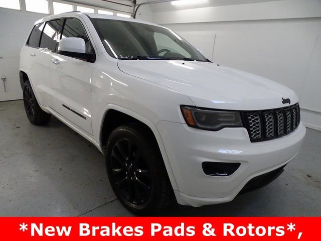 Used 2020 Jeep Grand Cherokee Altitude image 1