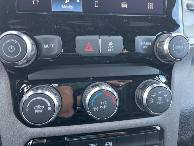 New 2026 RAM 3500 Tradesman image 25