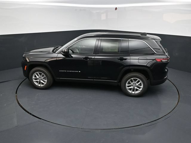 New 2026 Jeep Grand Cherokee Laredo X AWD/4WD image 37