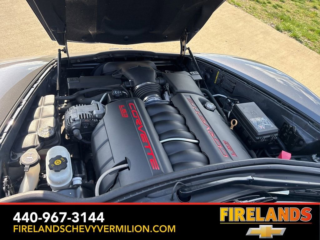 Used 2010 Chevrolet Corvette Coupe w/ 1LT image 3