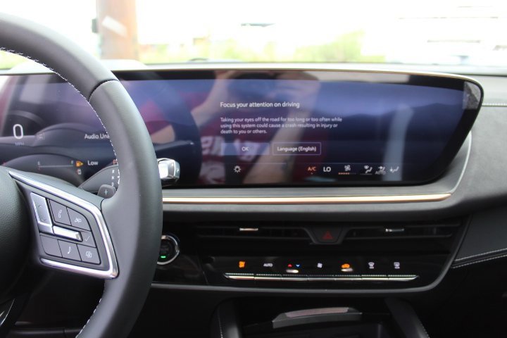 New 2025 Buick Envision Sport Touring image 10