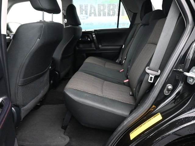 Used 2024 Toyota 4Runner TRD Off-Road image 9