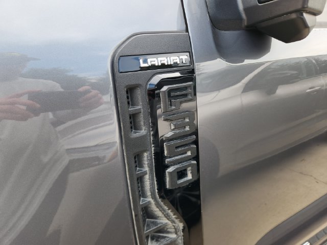 Used 2024 Ford F350 Lariat w/ Lariat Ultimate Package AWD/4WD image 9