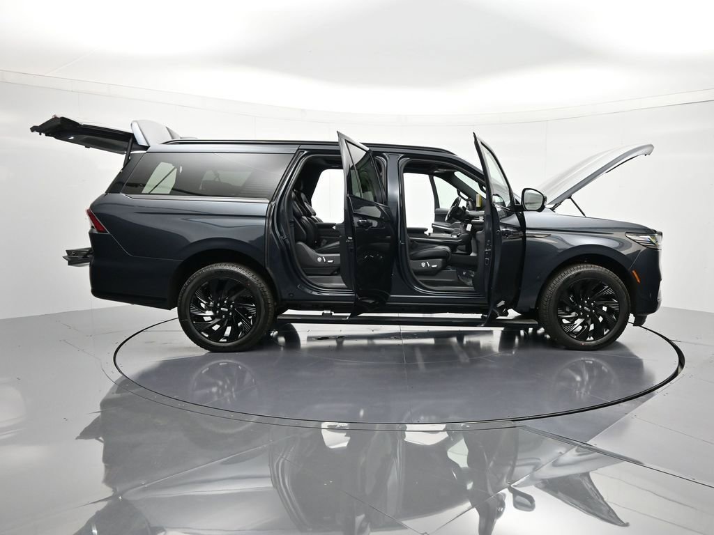 New 2026 Lincoln Navigator L Reserve w/ Jet Appearance Package image 49