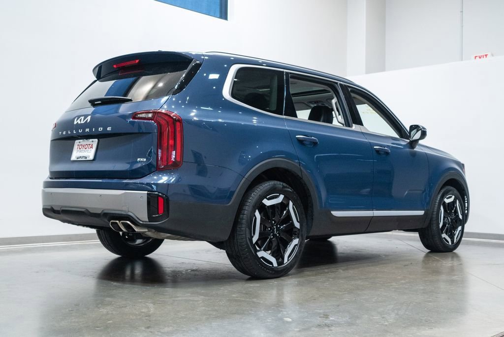 Used 2025 Kia Telluride S AWD/4WD image 9