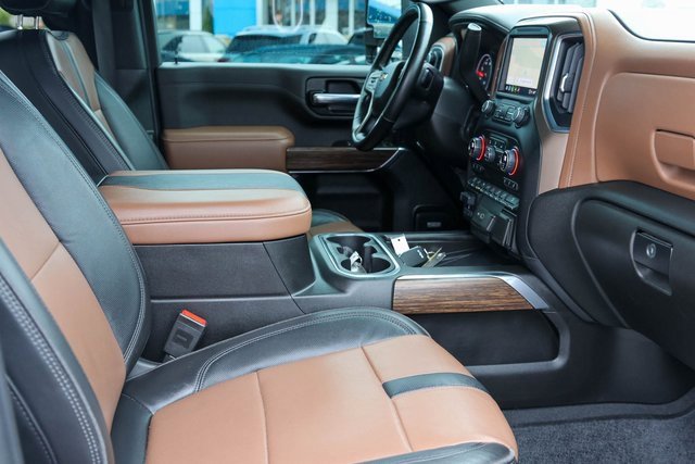 Used 2023 Chevrolet Silverado 2500 High Country w/ Z71 Off-Road Package image 19