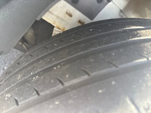 Used 2009 Volkswagen Routan S FWD image 28