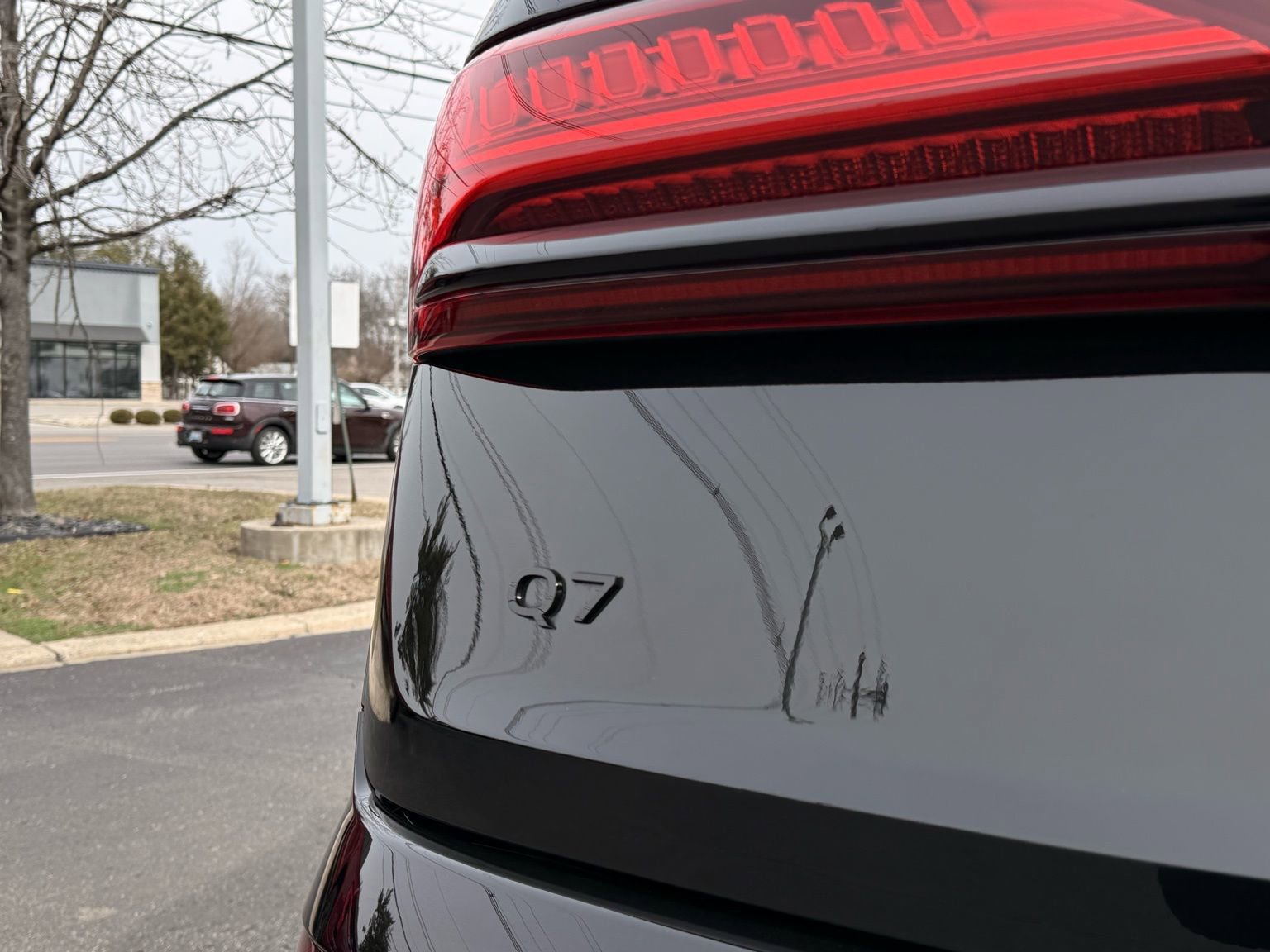 Used 2025 Audi Q7 3.0T Premium Plus w/ Premium Plus Package image 9