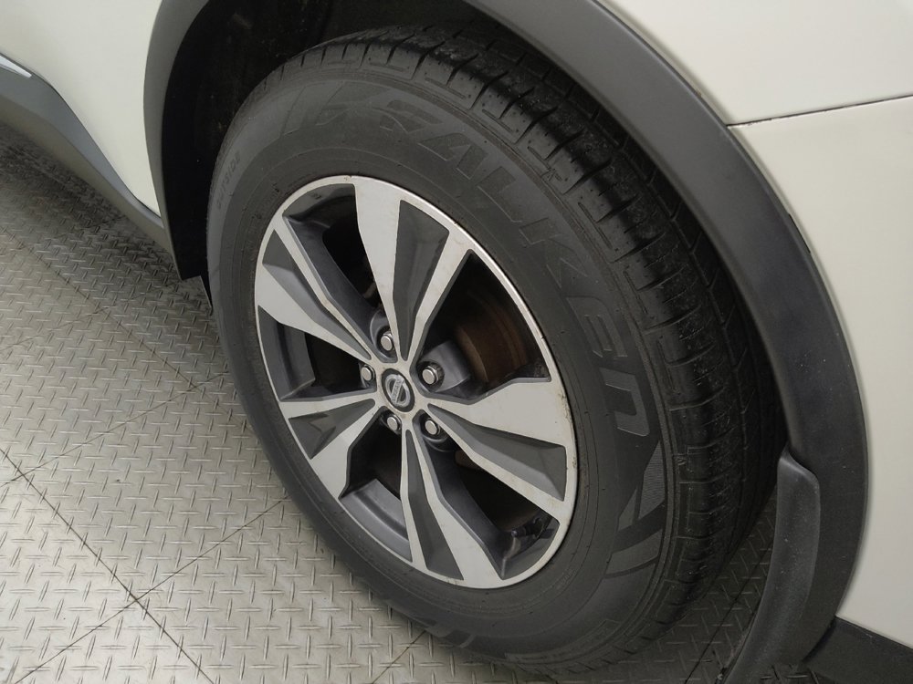 Used 2019 Nissan Murano SV w/ Premium Package FWD image 31