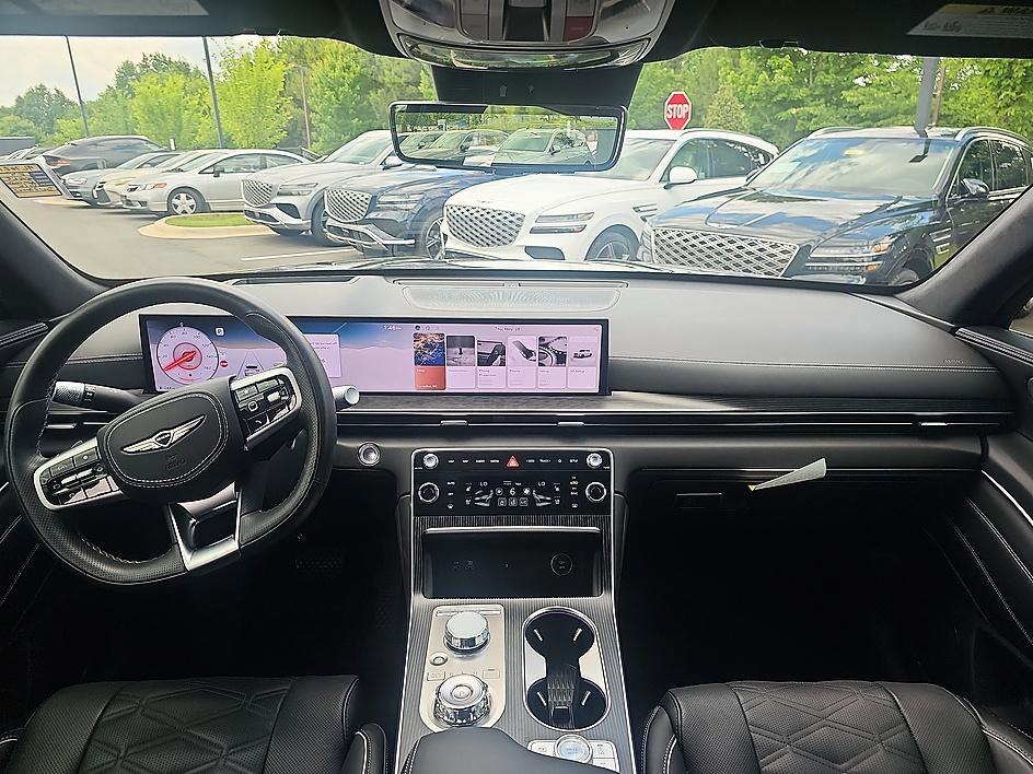 Used 2025 Genesis GV80 3.5T AWD/4WD image 37