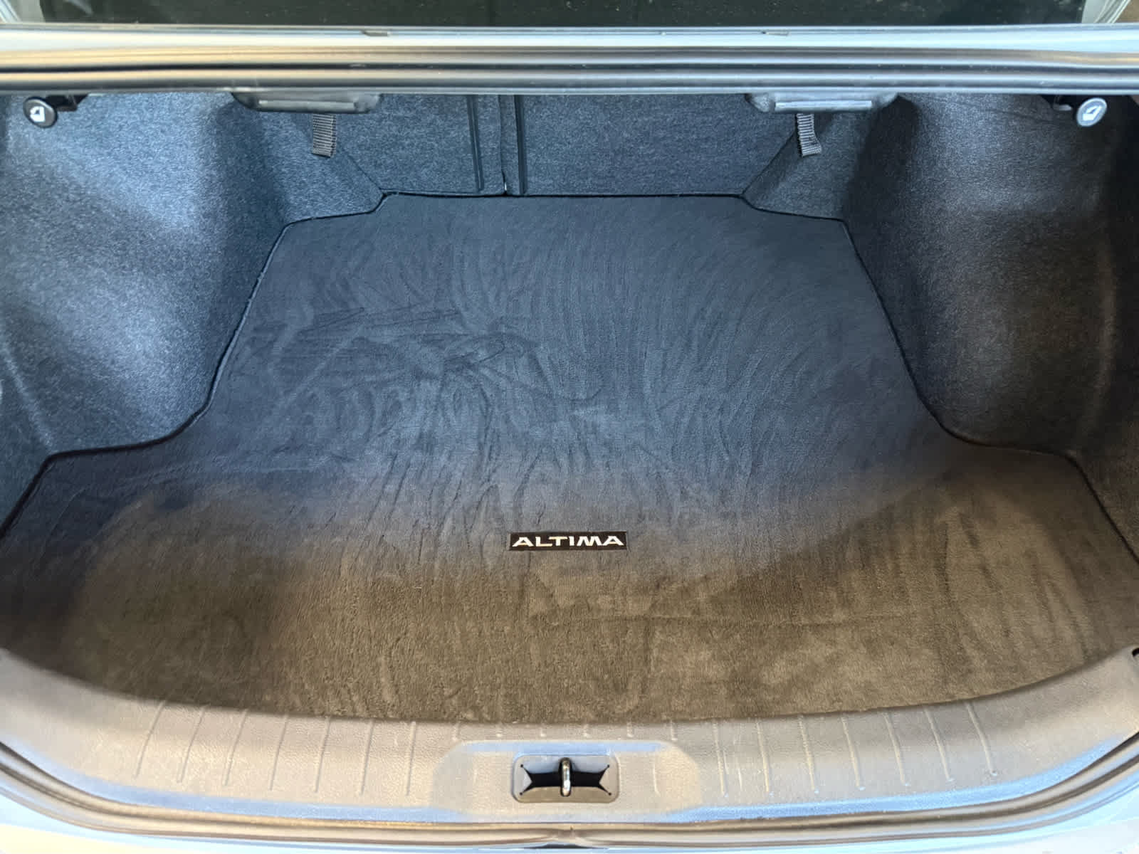 Used 2020 Nissan Altima 2.5 SL AWD/4WD image 25