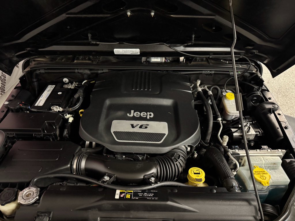 Used 2018 Jeep Wrangler Sport image 7