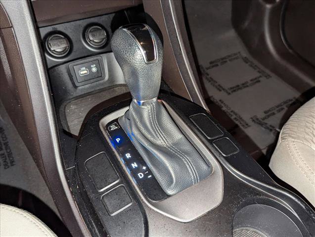 Used 2017 Hyundai Santa Fe SE image 12