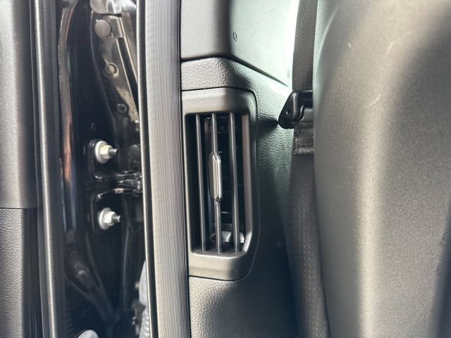 Certified 2024 Jeep Wagoneer Series II w/ Flexible Seating Group RWD image 37