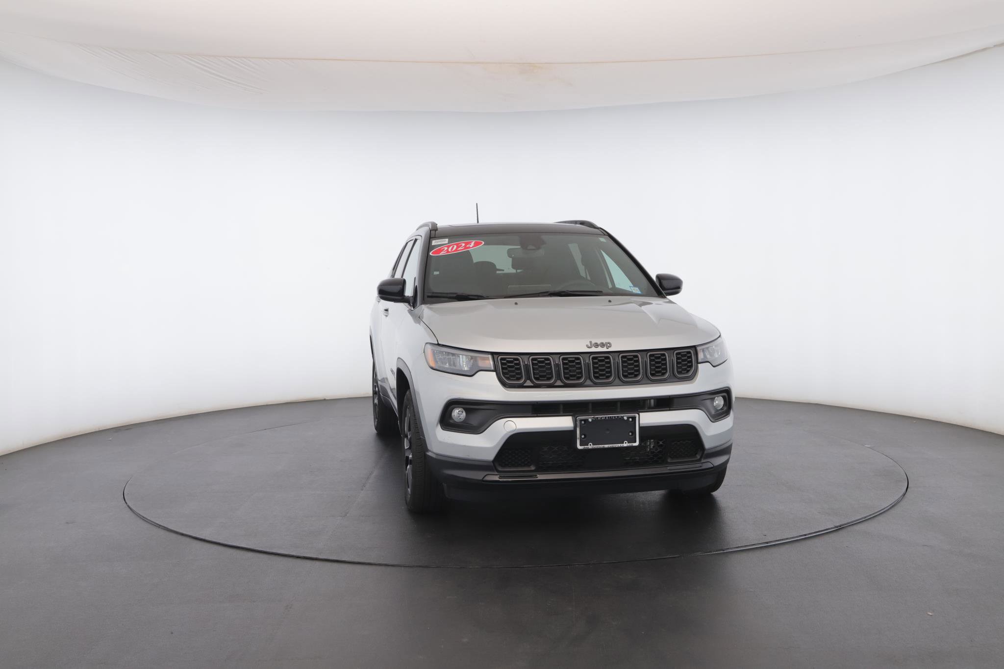 Used 2024 Jeep Compass Latitude w/ Sun and Sound Group AWD/4WD image 38
