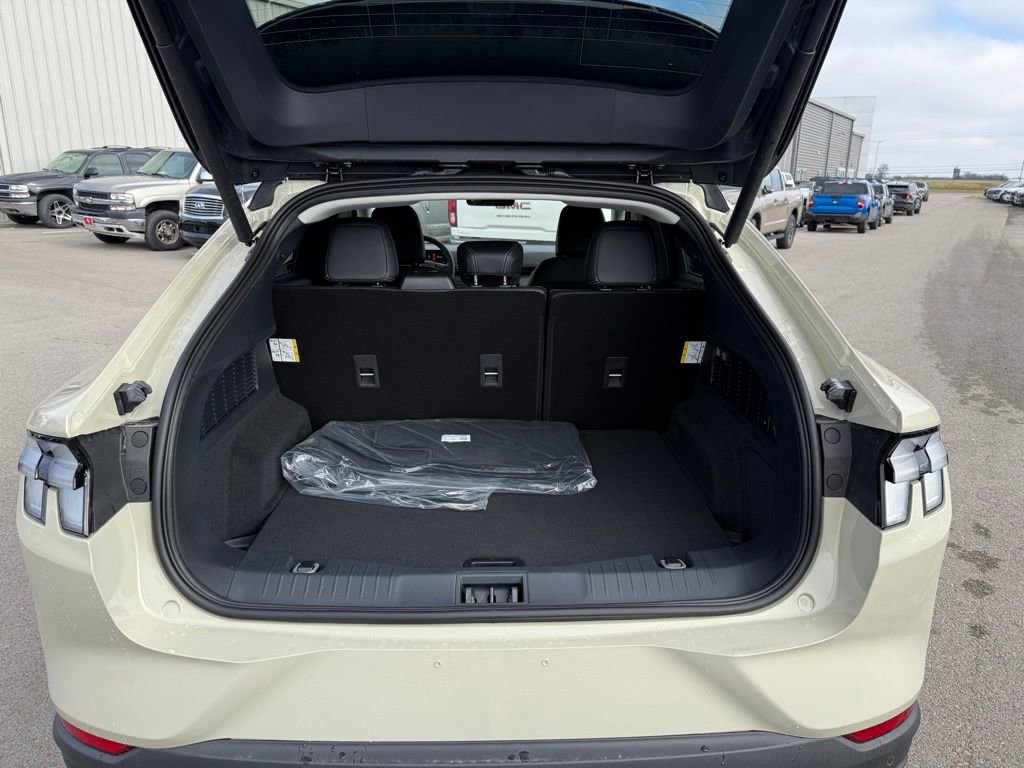 New 2025 Ford Mustang Mach-E Premium image 36