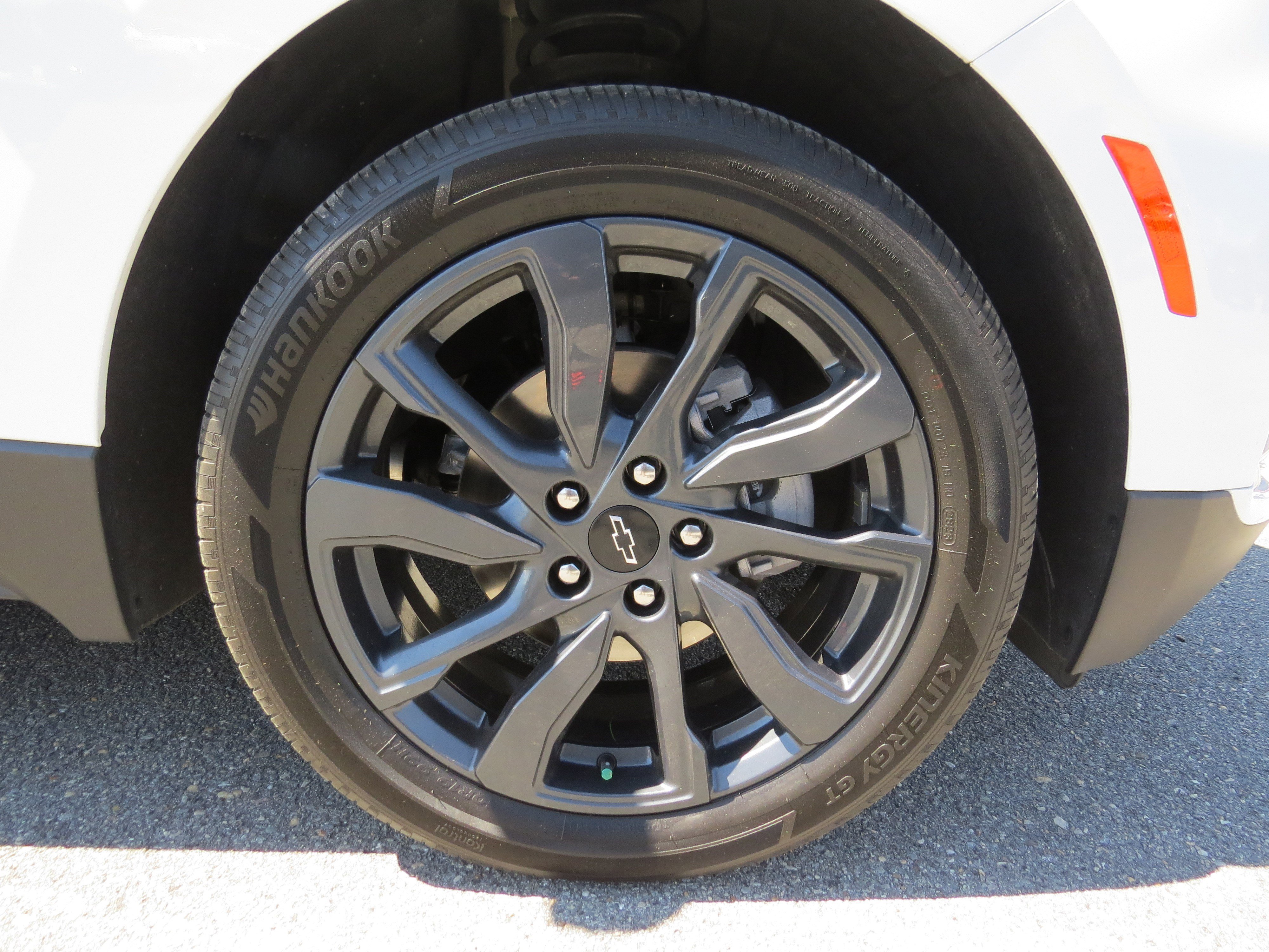 Certified 2024 Chevrolet Equinox RS image 10