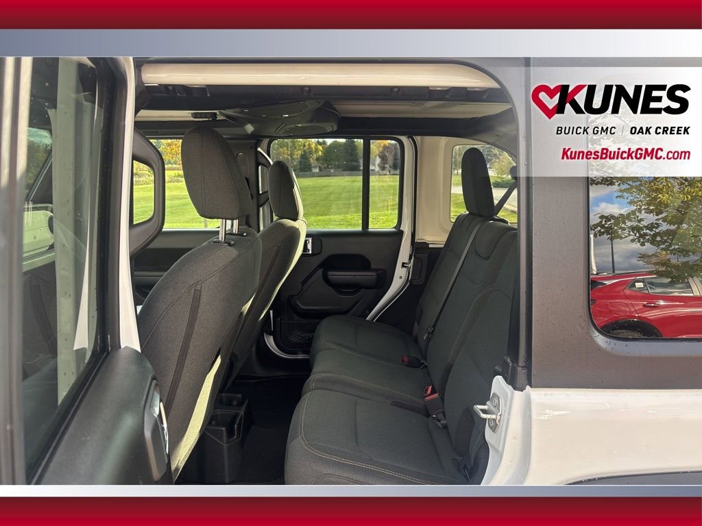 Used 2024 Jeep Wrangler Sport S image 21