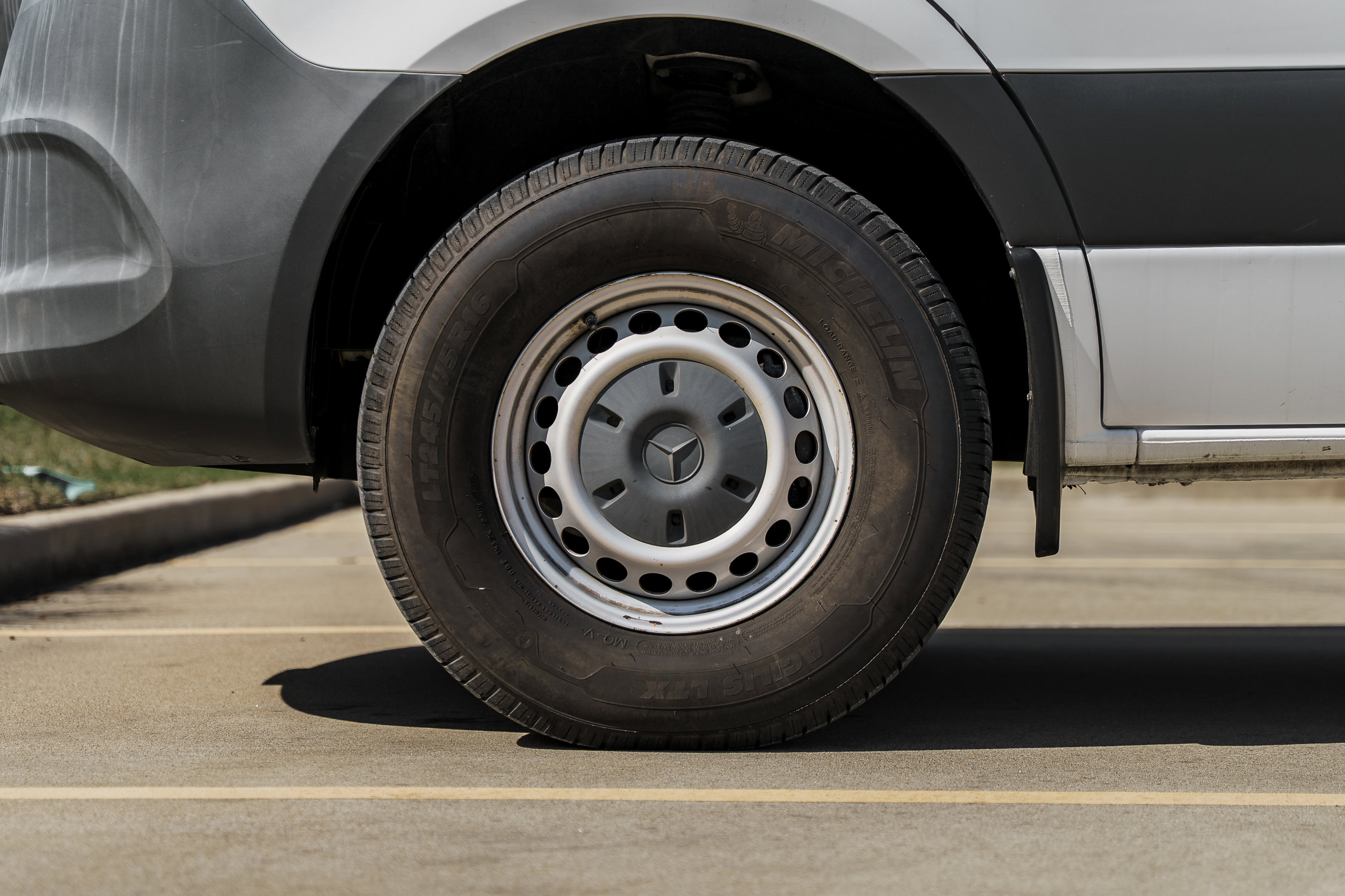 Used 2020 Mercedes-Benz Sprinter 2500 image 27