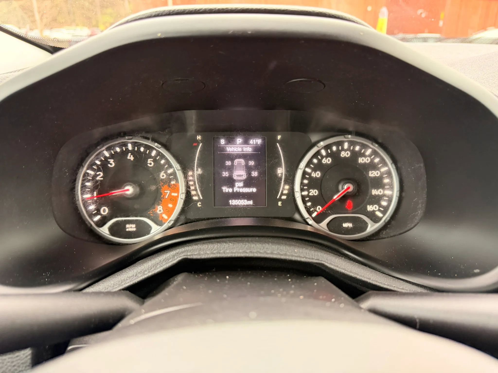 Used 2015 Jeep Renegade Latitude AWD/4WD image 11