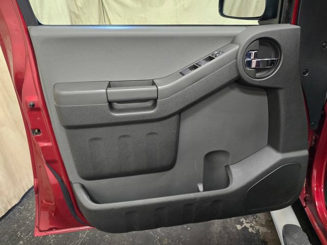 Used 2015 Nissan Xterra S w/ Value Package AWD/4WD image 11