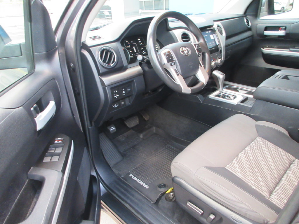 Used 2020 Toyota Tundra SR5 w/ SR5 Upgrade Package RWD image 15
