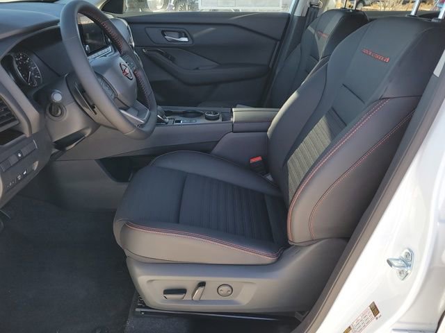 New 2026 Nissan Rogue SV image 6