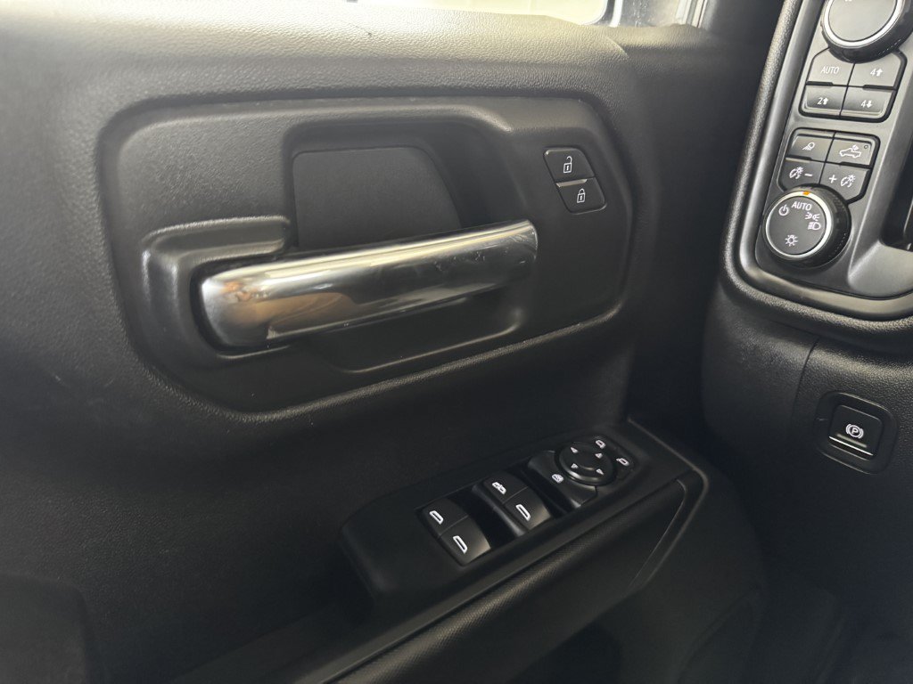 Used 2024 Chevrolet Silverado 1500 W/T w/ Z71 Off-Road Package AWD/4WD image 37