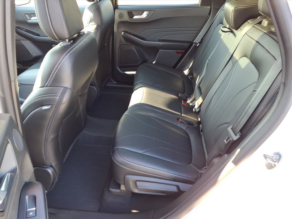 Used 2025 Ford Escape SE w/ PHEV Premium Package FWD image 7