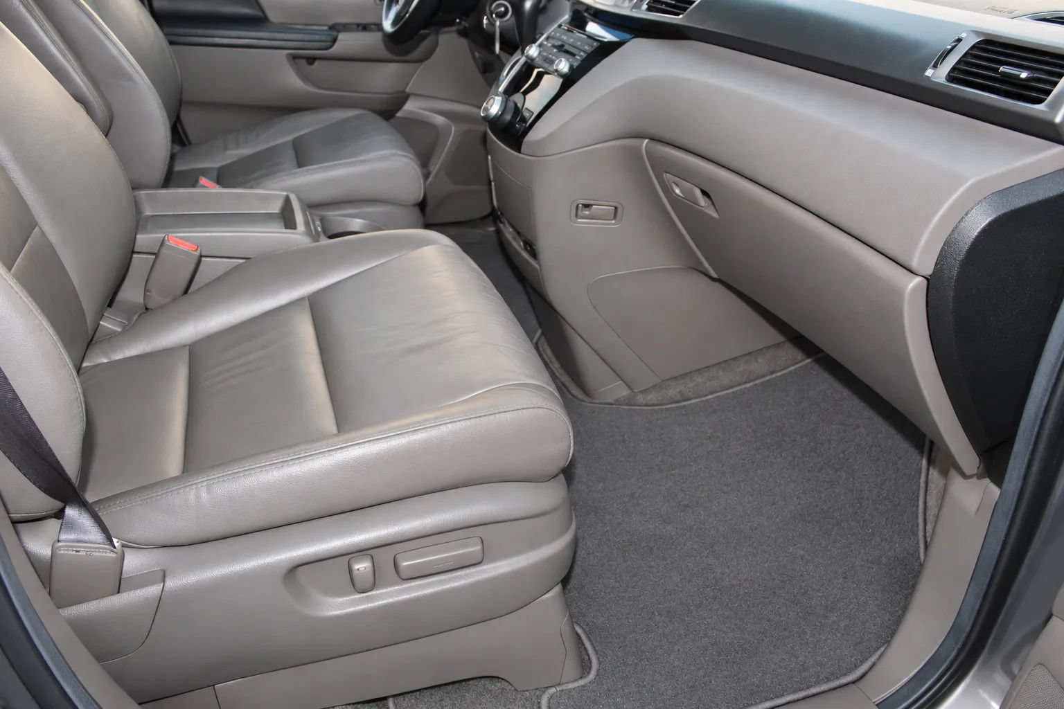 Used 2012 Honda Odyssey EX-L image 27