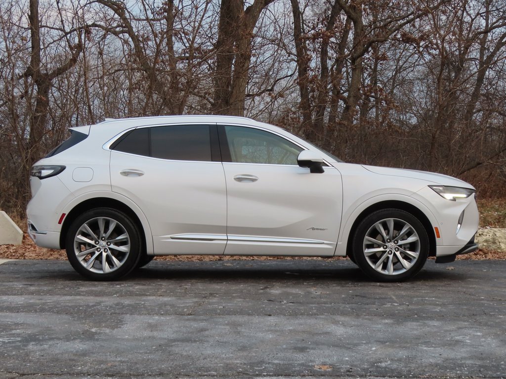 Used 2023 Buick Envision Avenir image 2