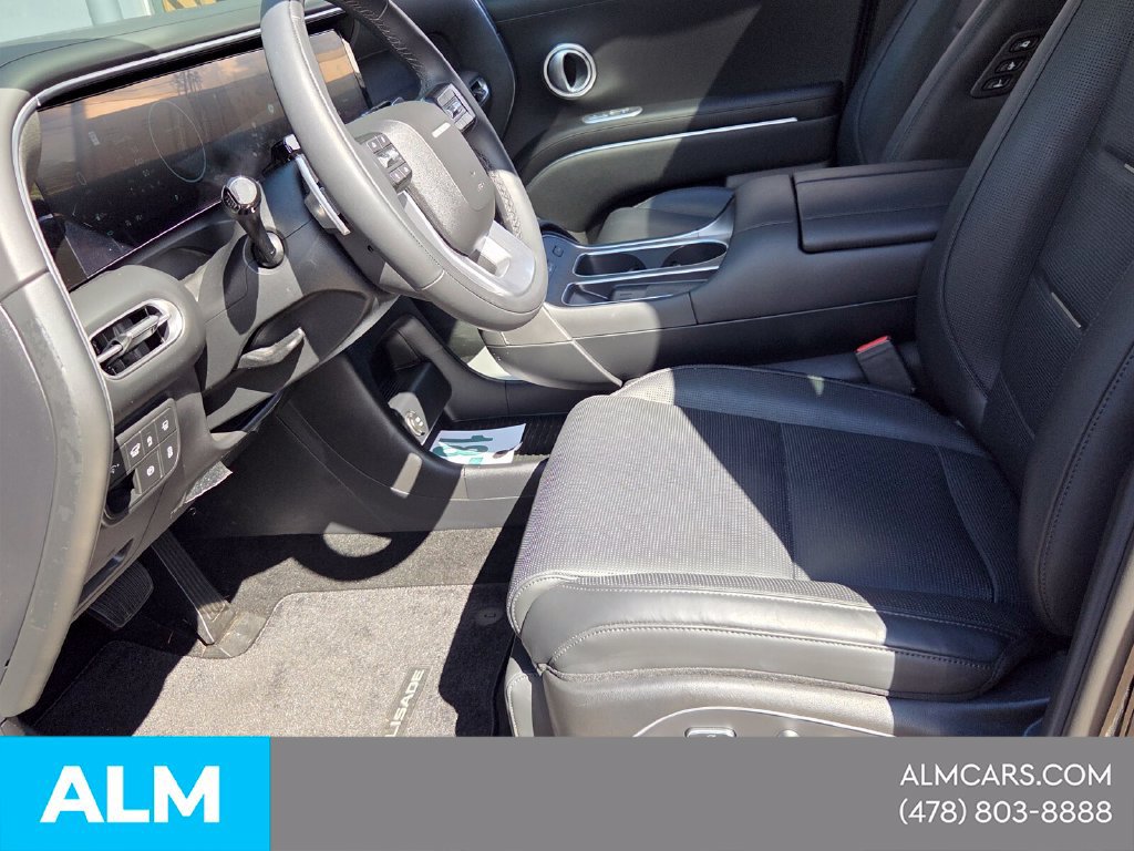 Used 2026 Hyundai Palisade Calligraphy FWD image 4
