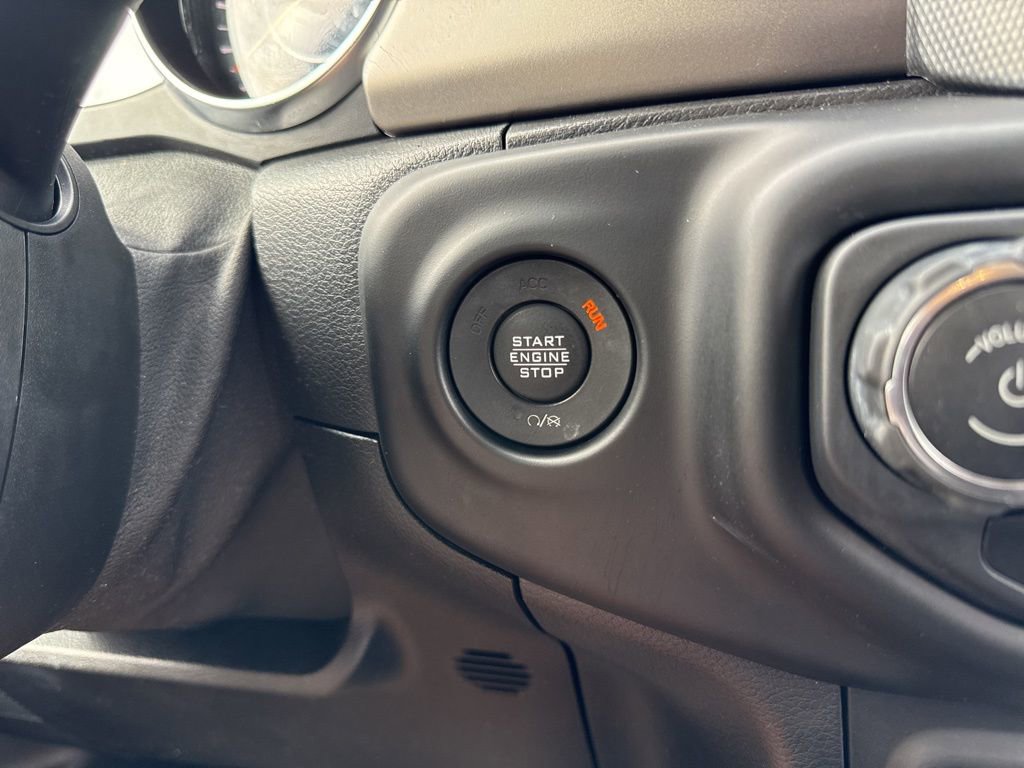 Used 2021 Jeep Wrangler Unlimited Sport image 18