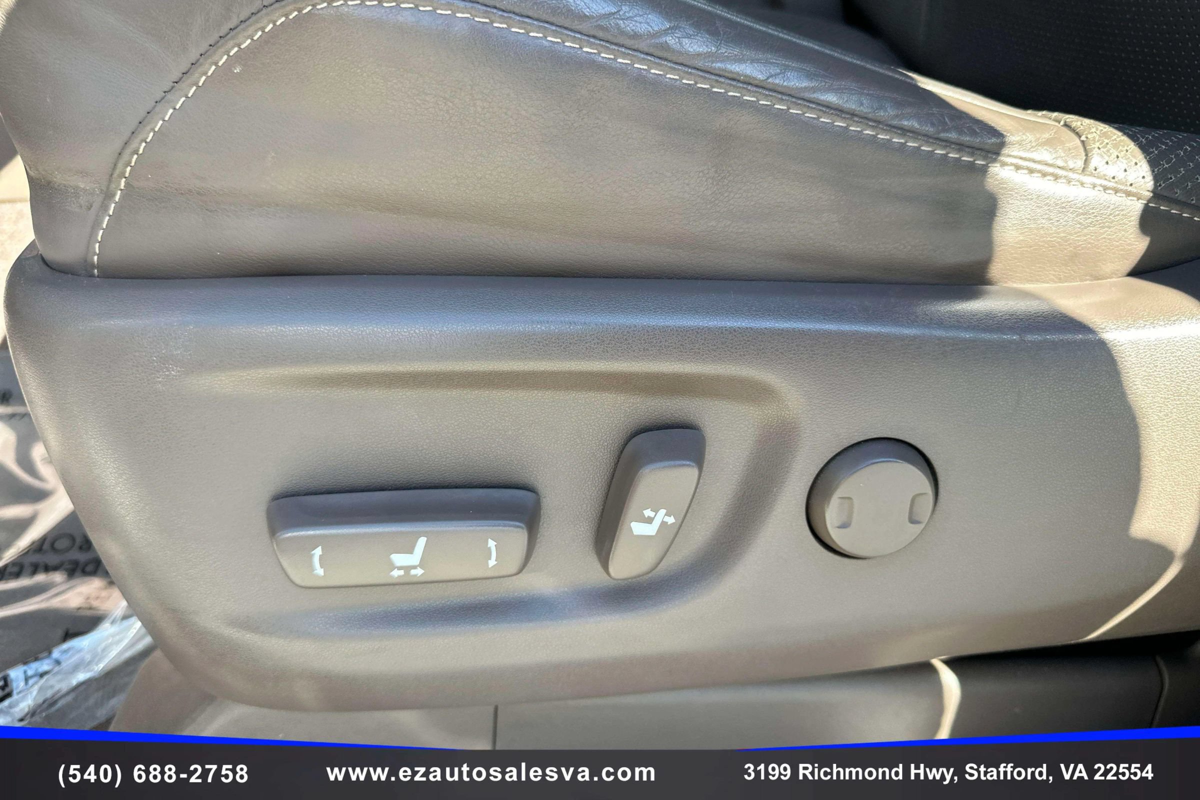 Used 2013 Lexus GX 460 w/ Comfort Plus Pkg AWD/4WD image 16
