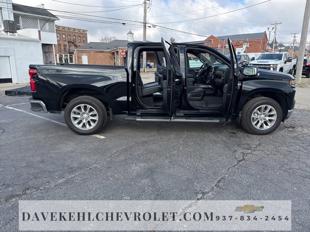 Used 2022 Chevrolet Silverado 1500 LTZ image 35