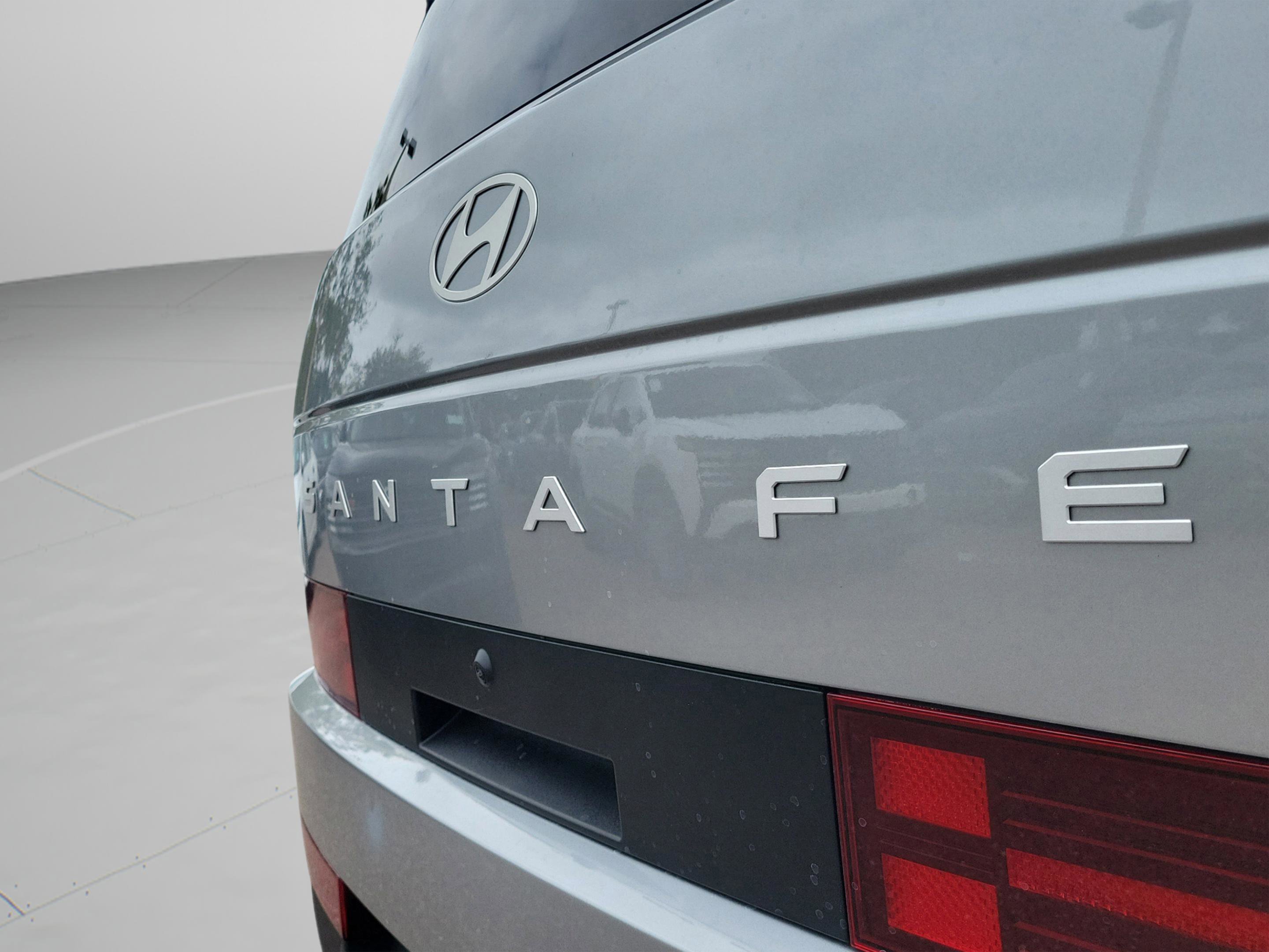 New 2026 Hyundai Santa Fe SE image 6