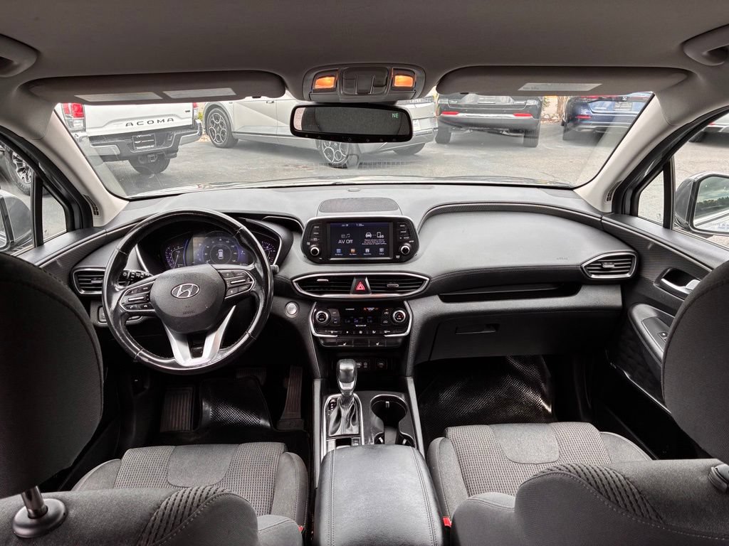 Used 2019 Hyundai Santa Fe SEL FWD image 16