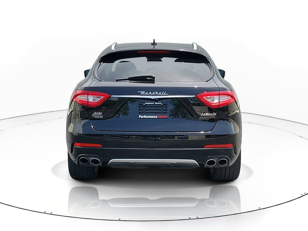 Used 2019 Maserati Levante S GranLusso AWD/4WD image 4