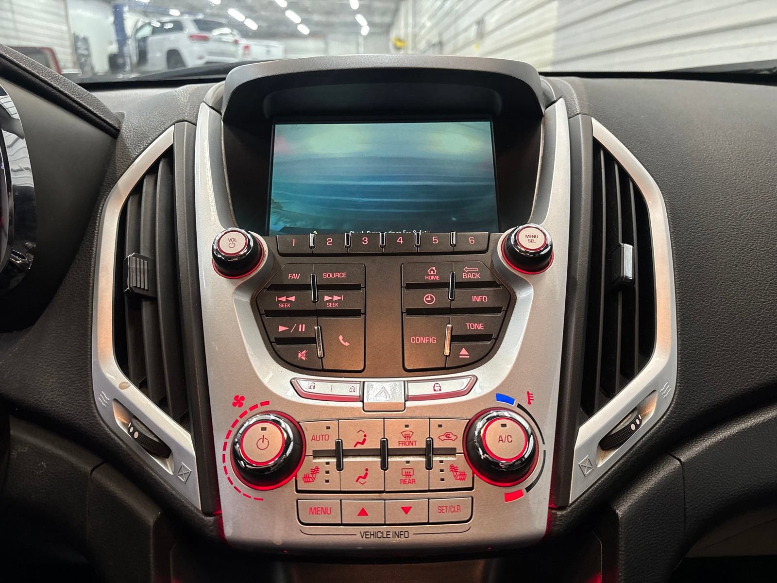 Used 2014 GMC Terrain SLE w/ Convenience Package FWD image 18