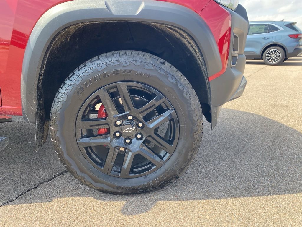 Used 2025 Chevrolet Colorado Trail Boss image 6